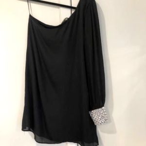 One sleeve blouse dress